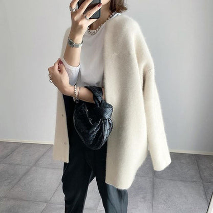 Chloé | Elegant Cardigan